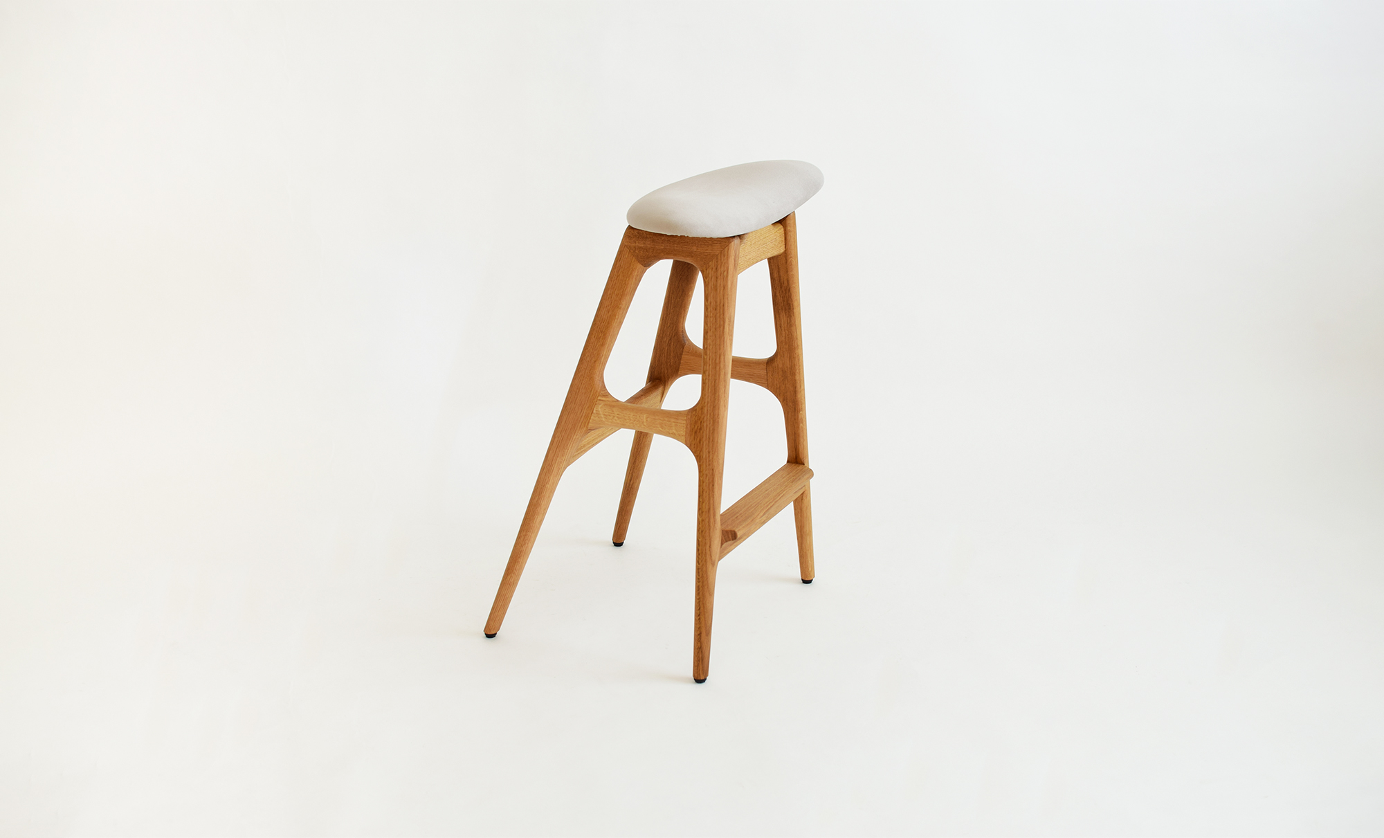 yu-counter stool