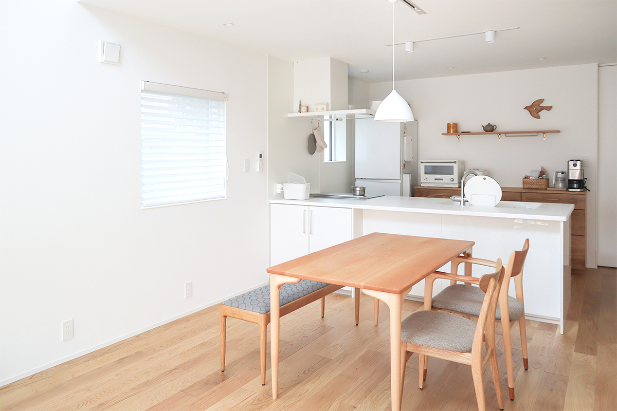 ミナペルホネンベンチなどダイニングセット納品事例